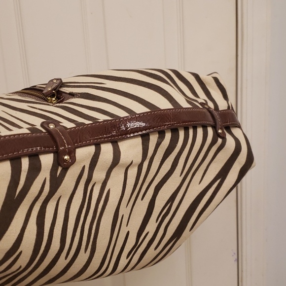 Liz Claiborne handbag - Picture 3 of 8